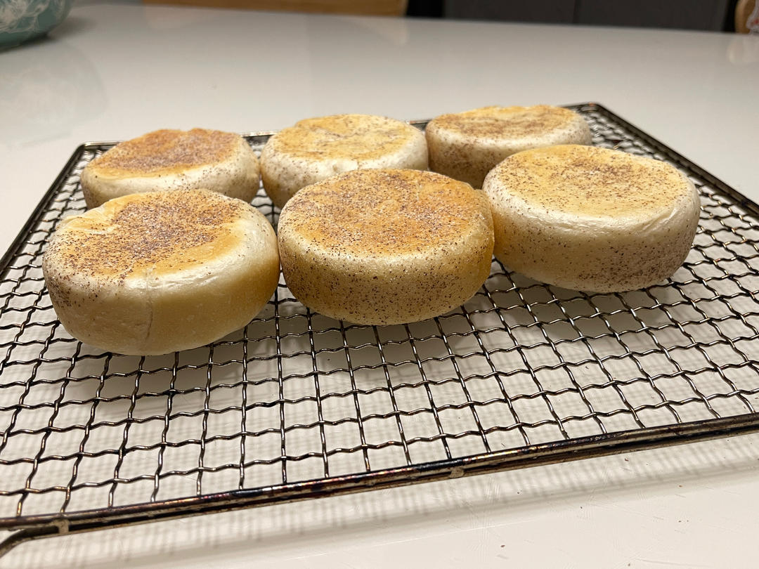 猪柳蛋麦满分 —英式玛芬胚English muffin