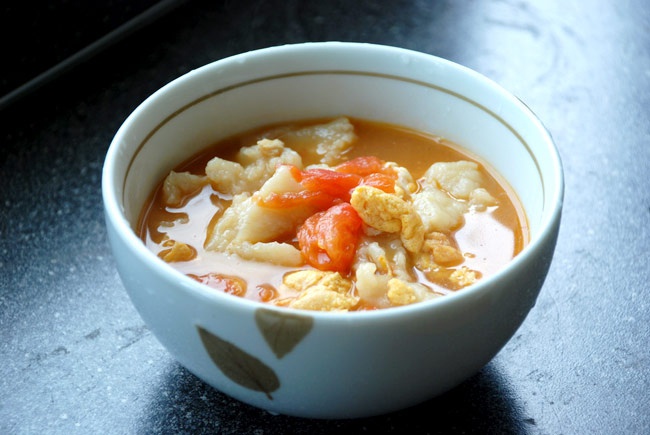 西红柿鸡蛋疙瘩汤