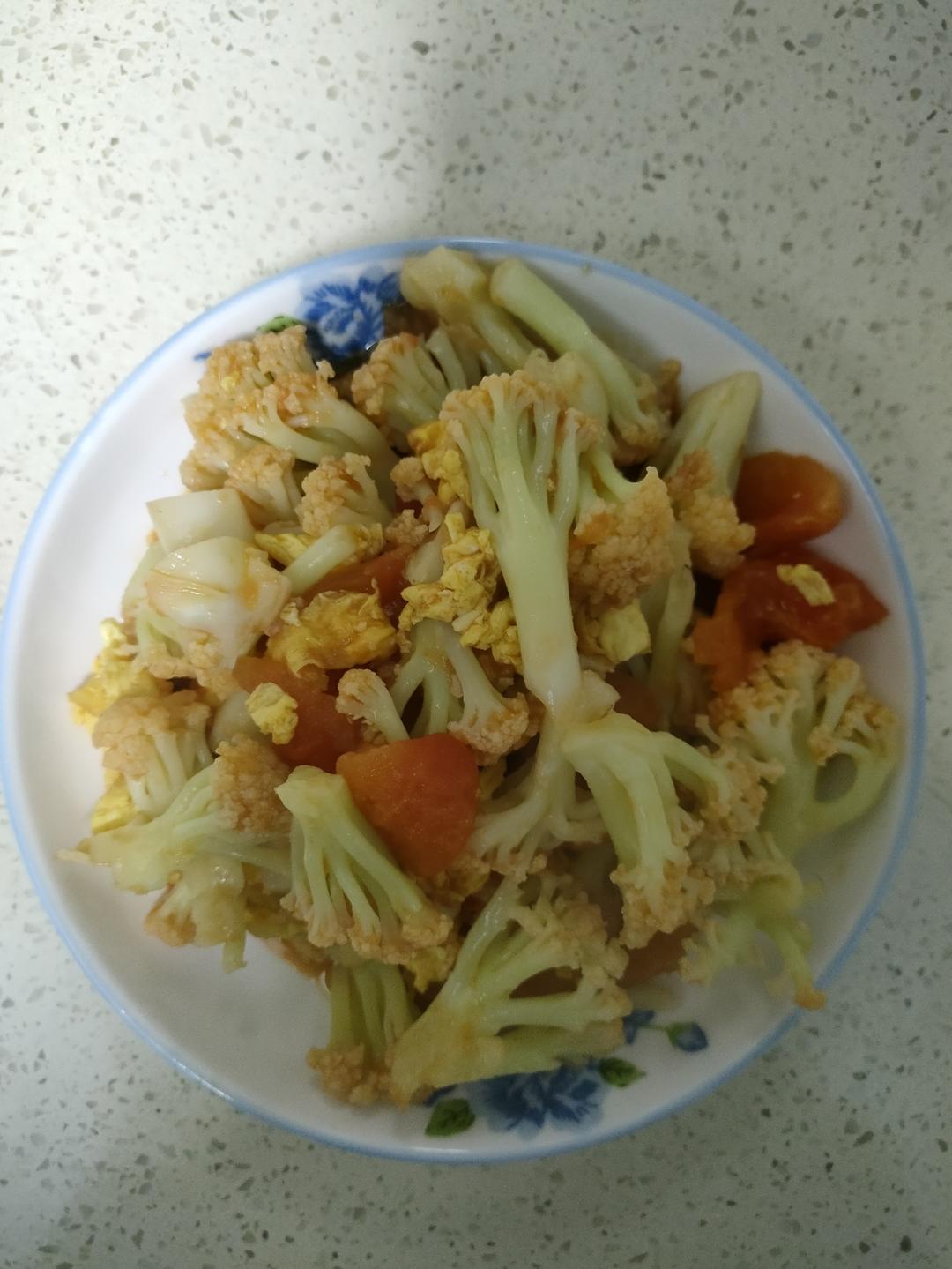 营养丰富的番茄菜花炒蛋
