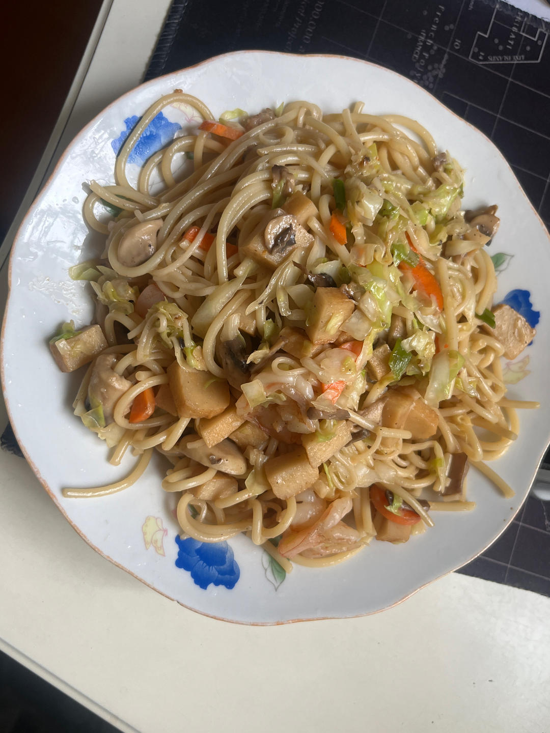 韩式辣奶油虾仁意面