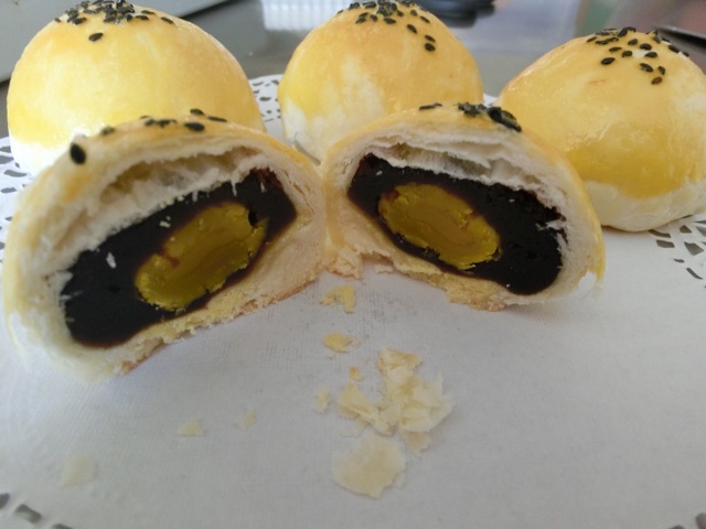 蛋黄酥~紫薯、抹茶、原味~花好月圆，中秋快乐~内附一次做六色蛋黄酥方法~