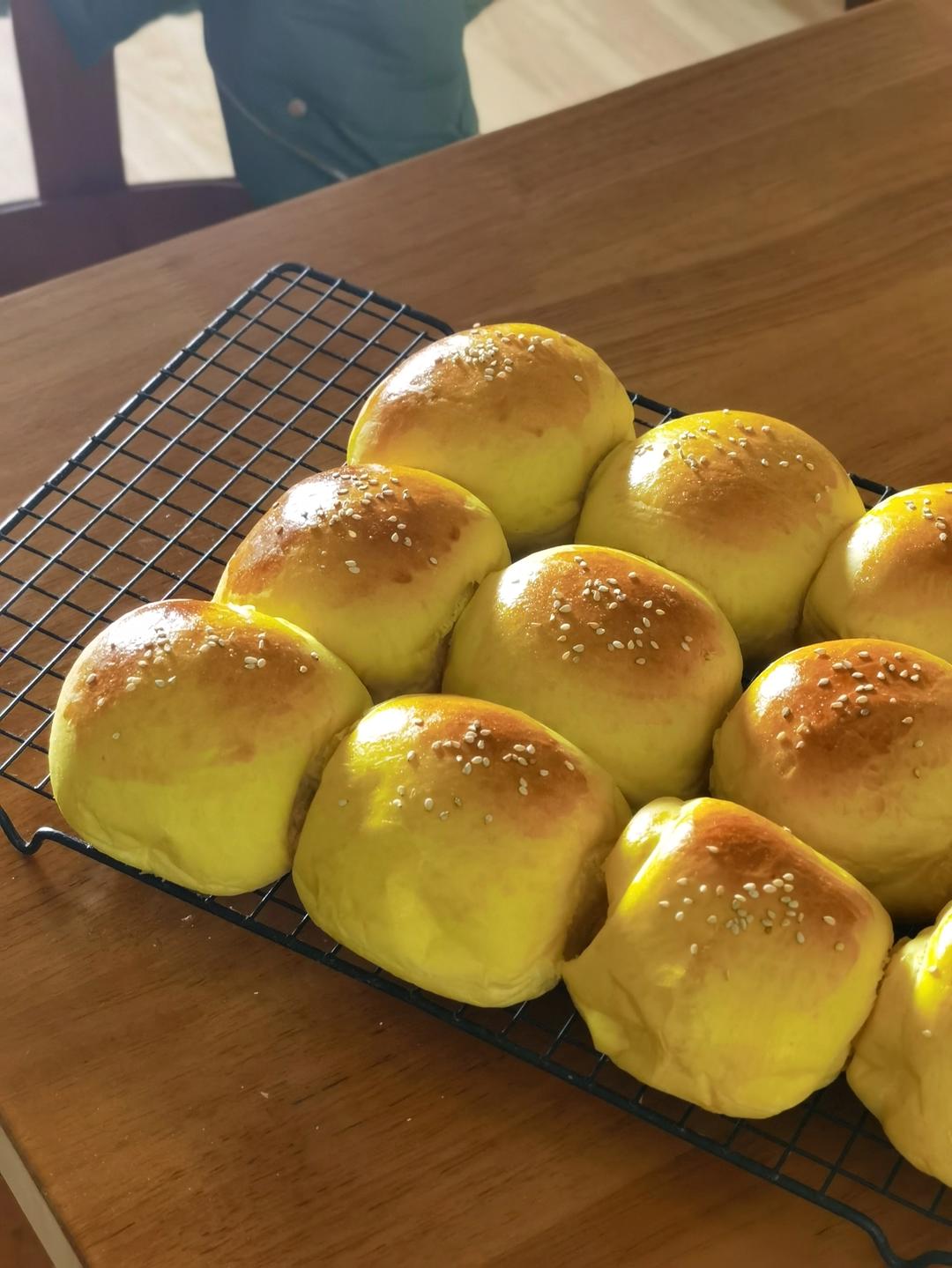 🥛超简单快手，柔软拉丝，一次发酵，牛奶小餐包