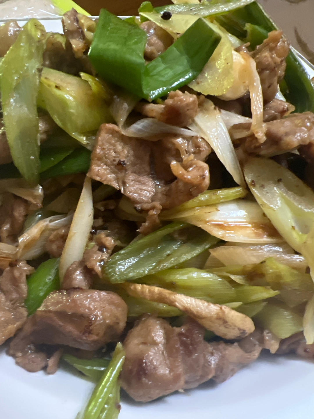 炒了20多年的葱爆羊肉