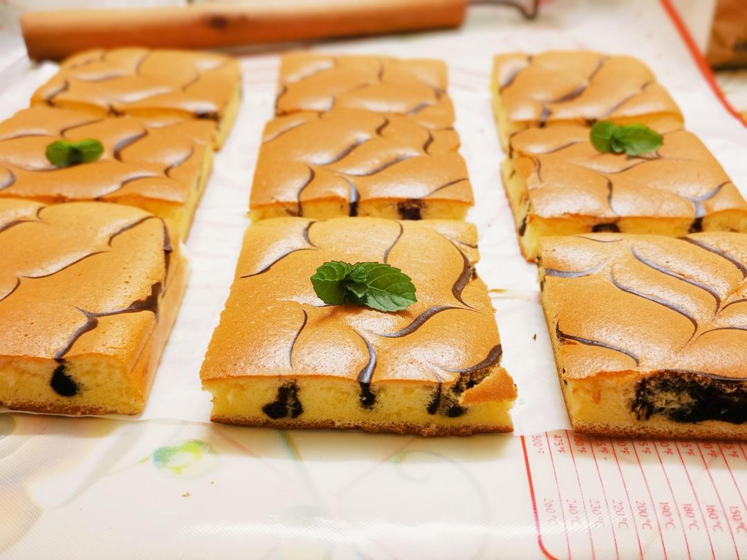 蛋糕卷这样做‼️不掉皮不开裂（小视频食谱）