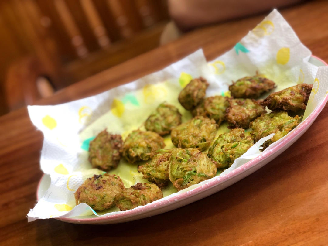 香酥软口的小吃摊版香炸萝卜丸子