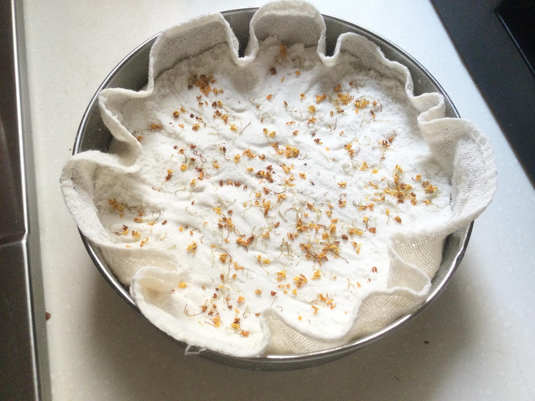 桂花糕，中式小点心，糯米糕，劣狐狐