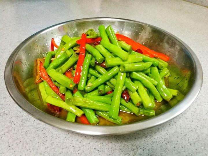 厨师长教你：“小炒白豆角”的家常做法，味道很赞，先收藏起来