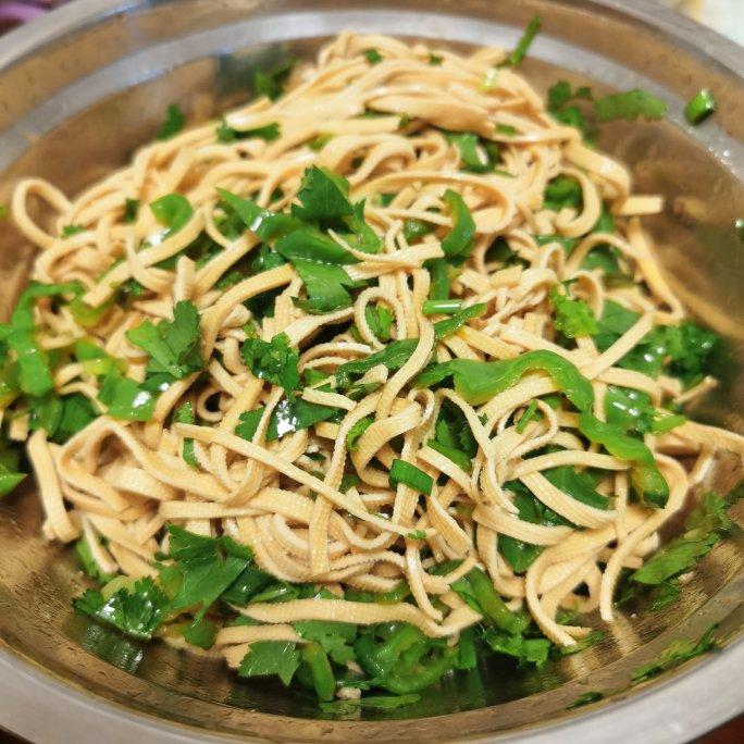 凉拌干丝——让干丝柔软的窍门