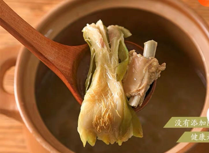 祛燥润肺霸王花煲猪骨汤