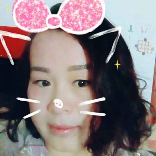 被风吹过的树叶