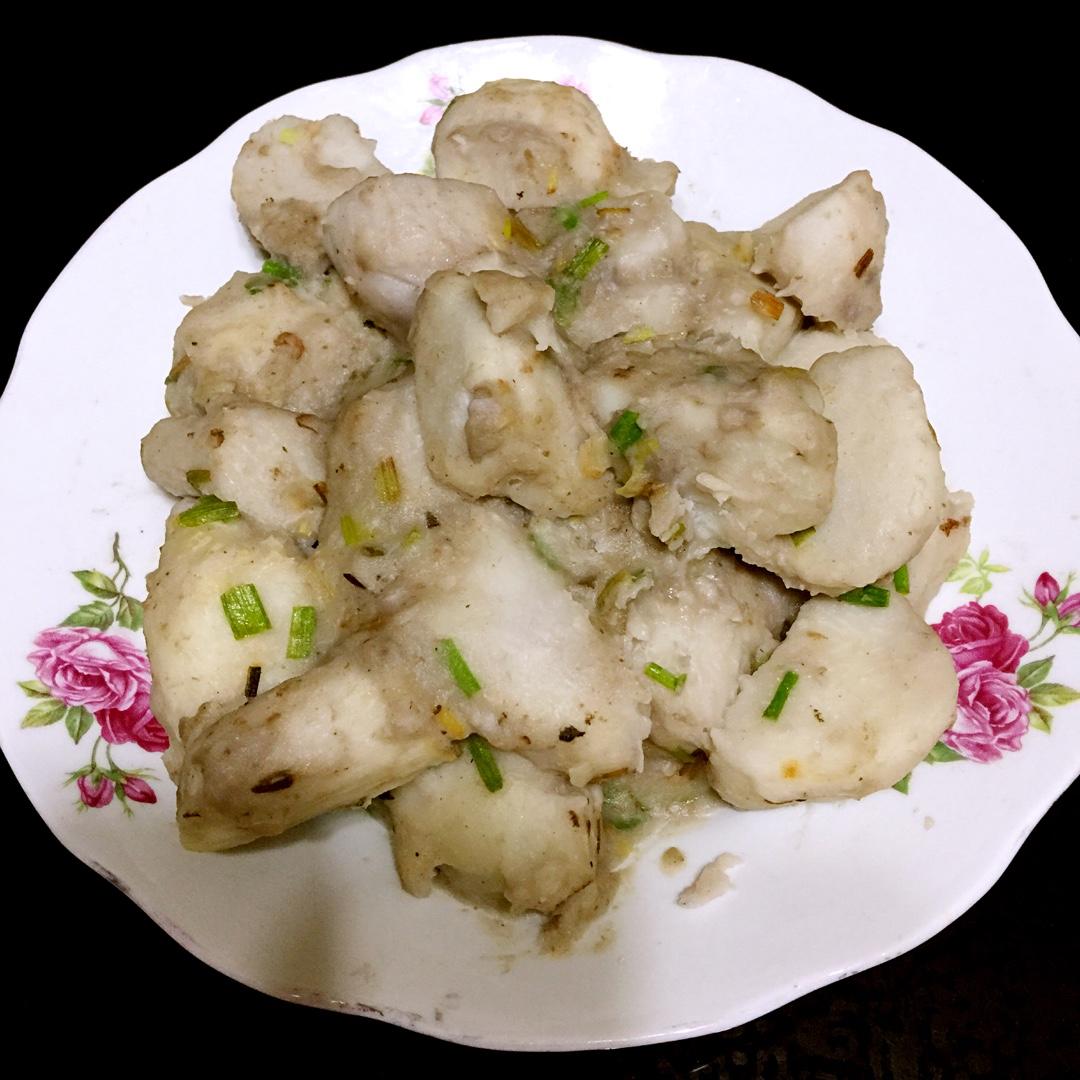 不上厅堂改下厨房做的葱油芋艿
