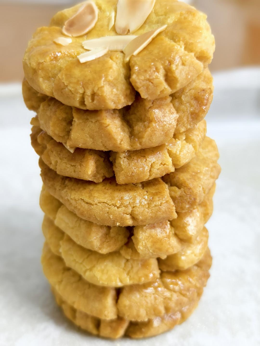 轻轻一按就碎掉的原味桃酥（不输猪油版）