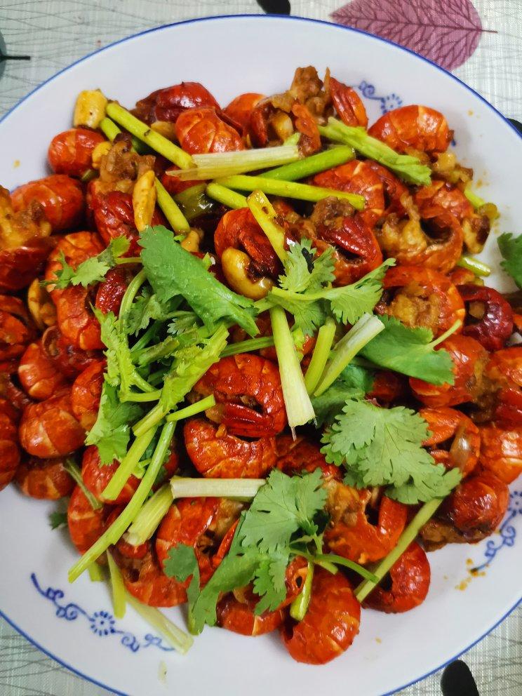 爆炒龙虾尾