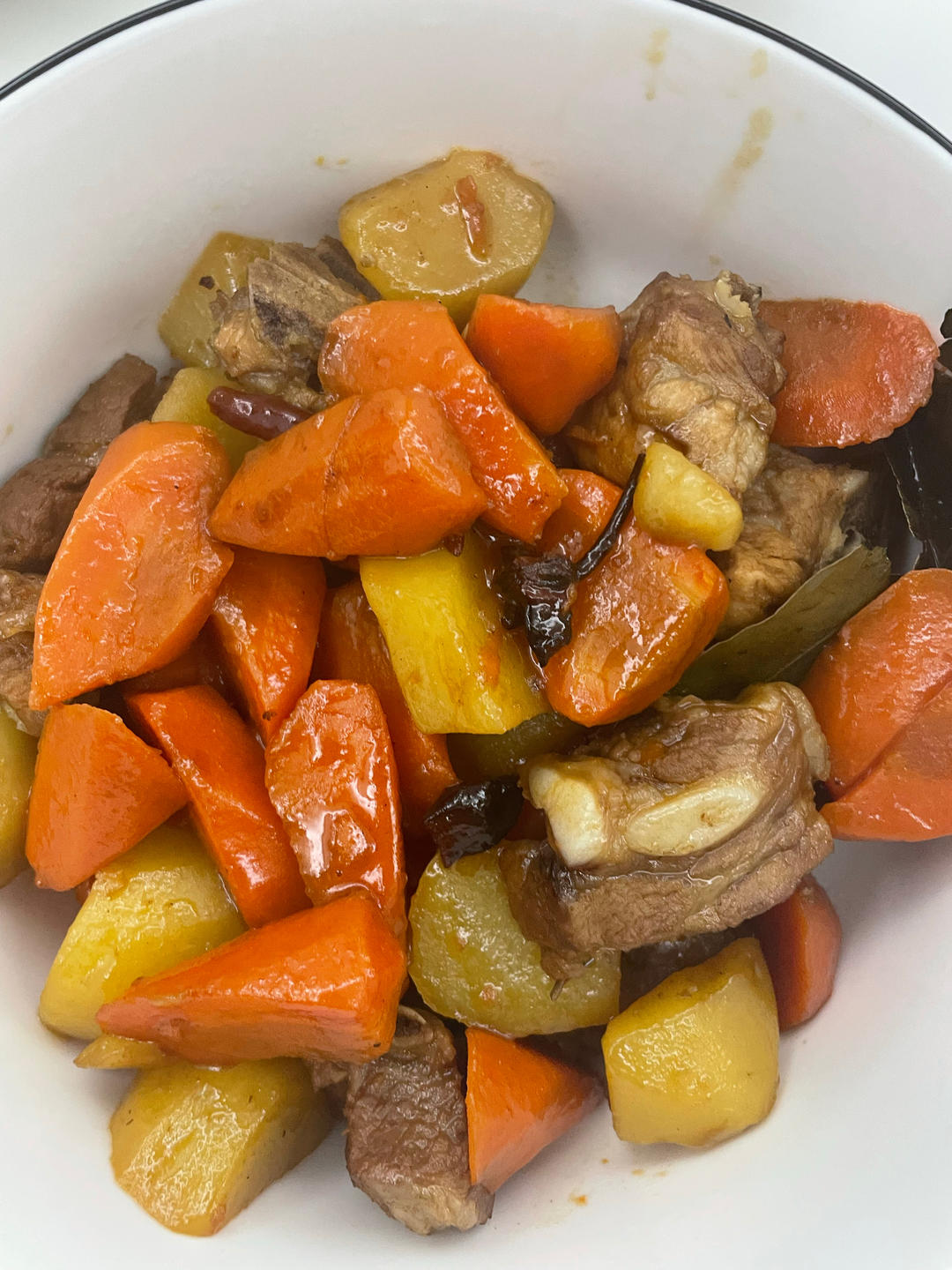 胡萝卜土豆炖排骨