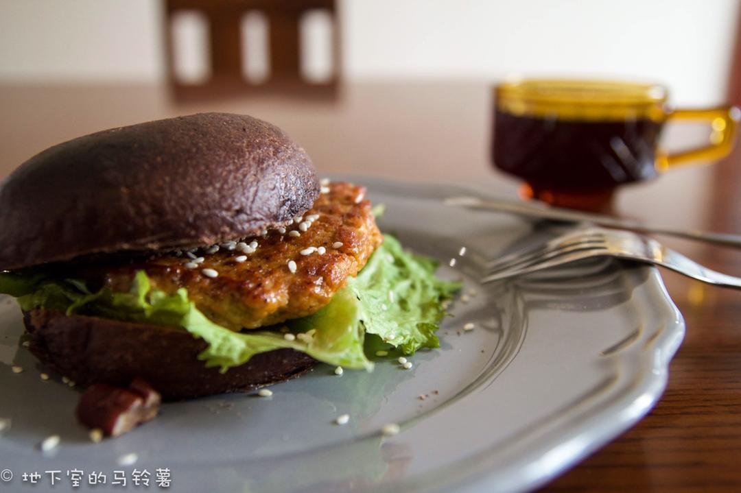 椒盐海苔鸡肉饼