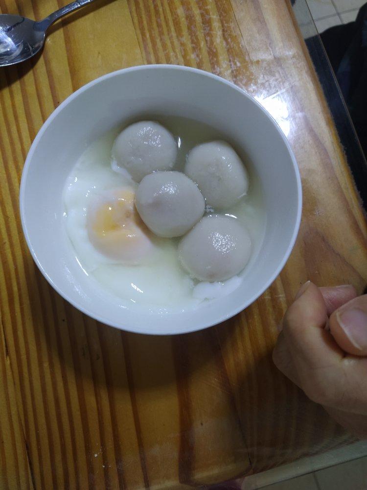软软糯糯花生馅汤圆