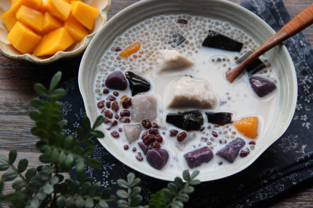 椰浆红豆芋圆烧仙草