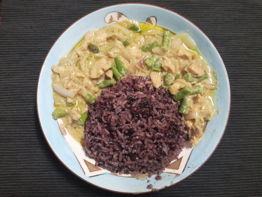 泰式绿咖喱鸡肉