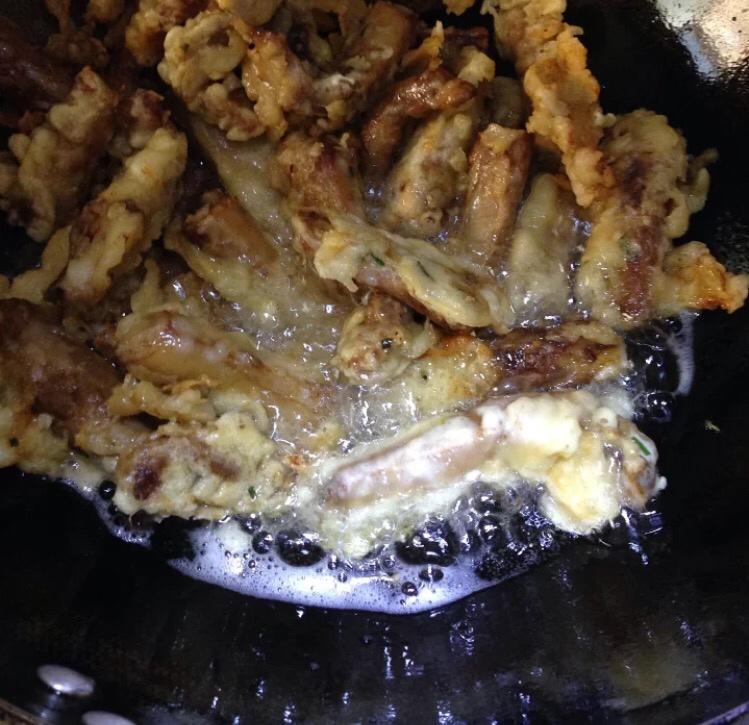 油炸排骨的做法