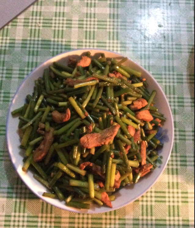蒜薹炒肉