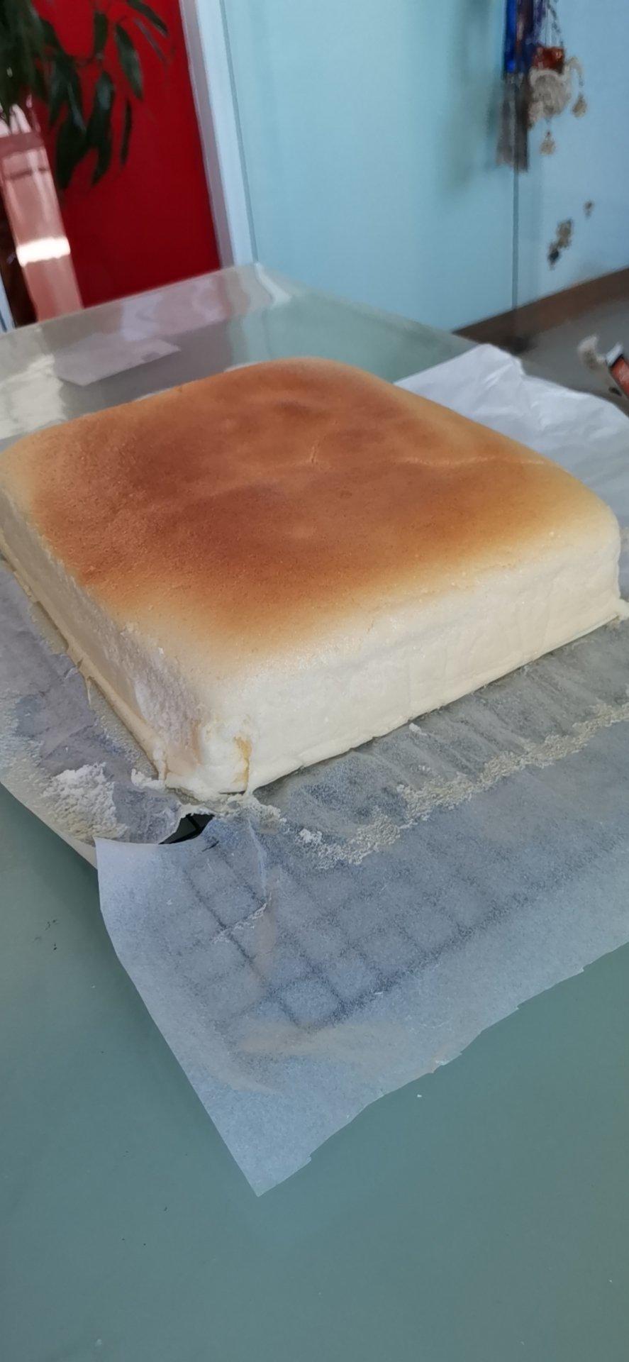 不开裂不回缩不掉皮的酸奶水浴法蛋糕