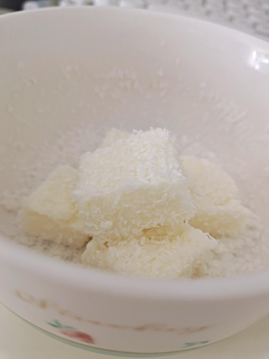 （只需4种材料)牛奶小方