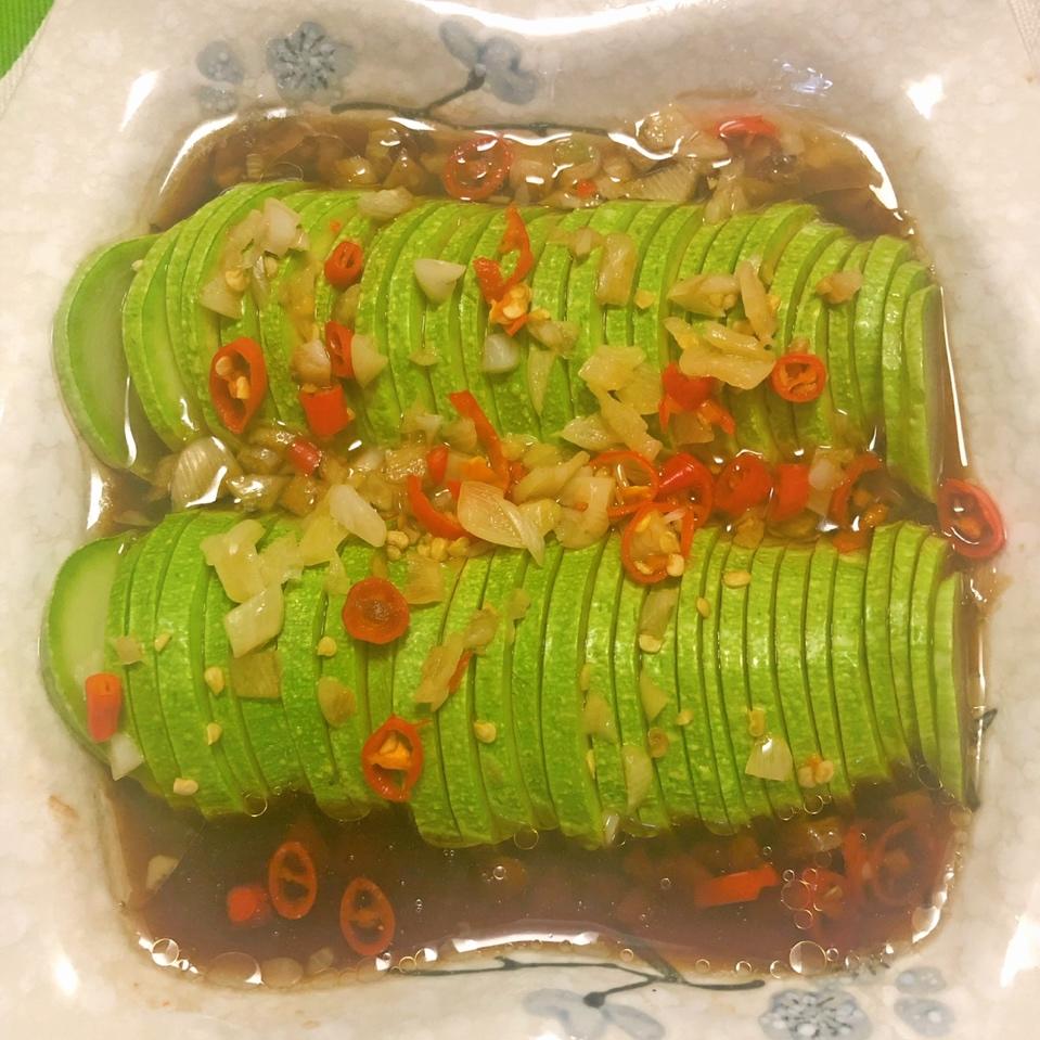 健康下饭素菜蒜蓉西葫芦