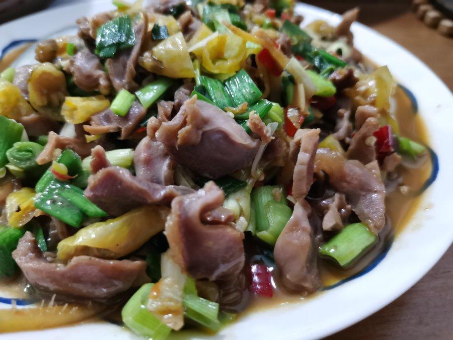 下饭神器—泡椒酸辣鸡胗
