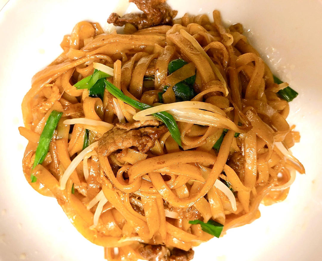 干炒牛河｜美食台