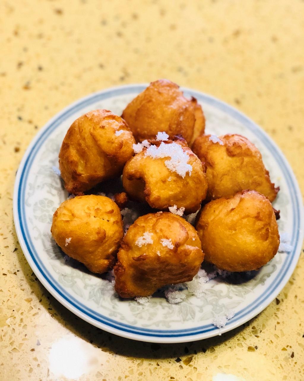 蓝眼猫儿做的奶油炸糕