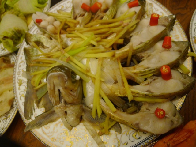 孔雀开屏清蒸鱼