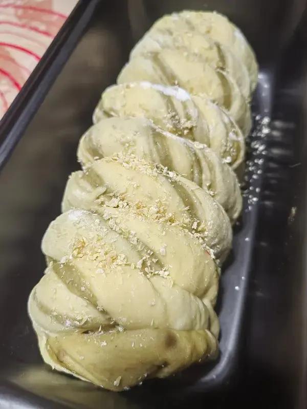 双色斑斓奶酥吐司