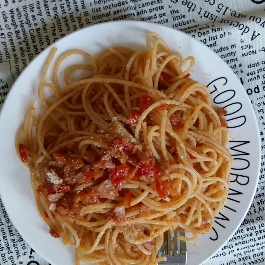 番茄肉酱意大利面