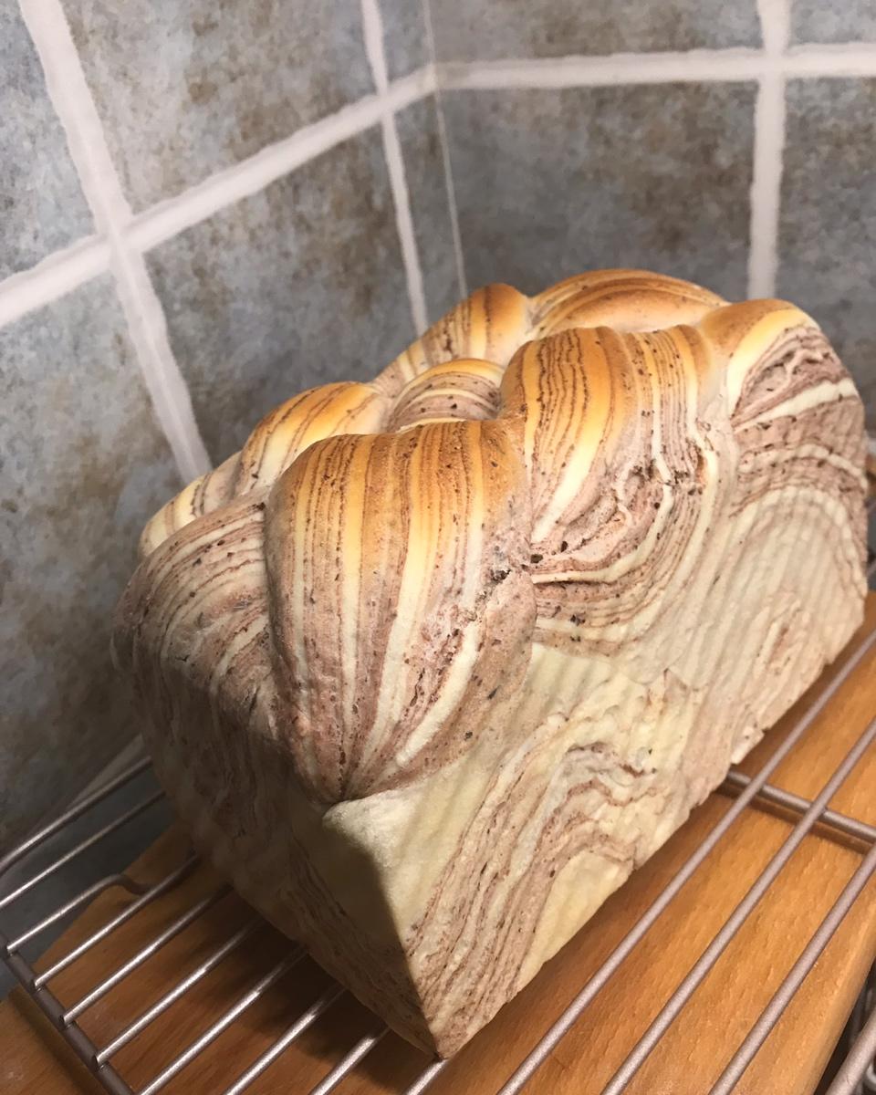 豆沙大理石吐司