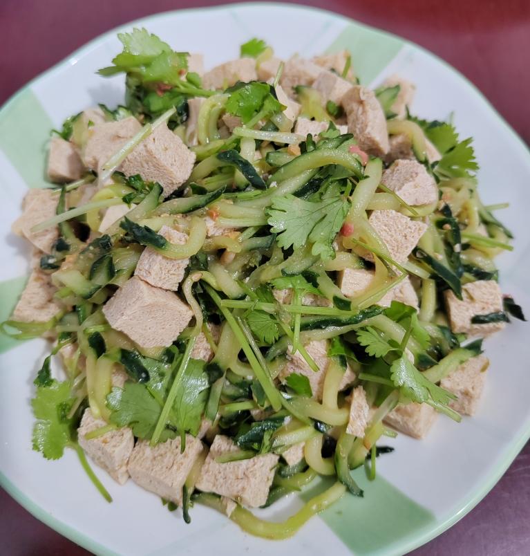 凉拌冻豆腐