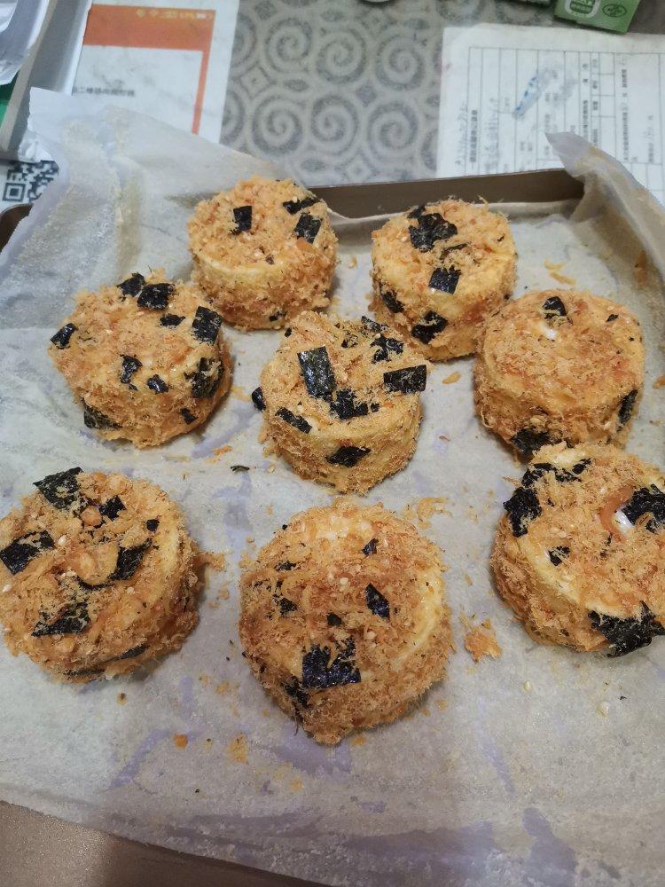朋友都说比鲍师傅好吃的海苔肉松小贝