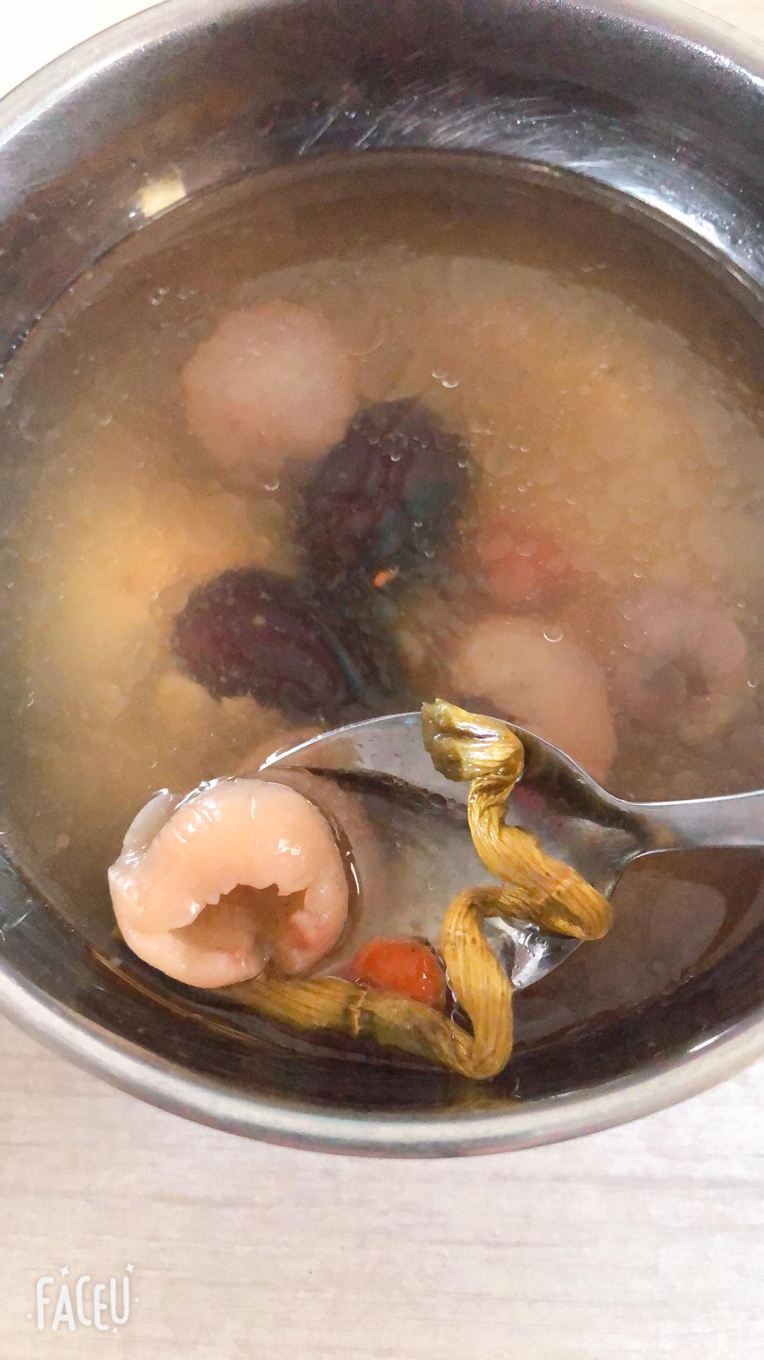 西洋参石斛骨头汤的做法