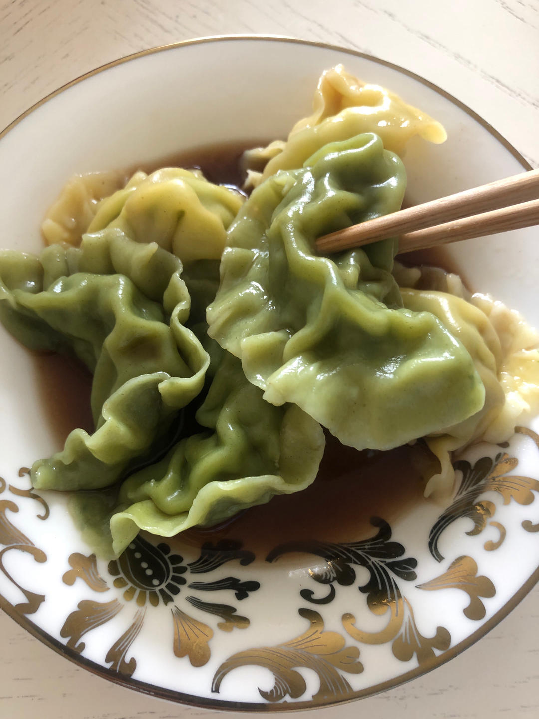 巨鲜美‼️一滴汤都不剩 ｜ 芹菜鲜肉馄饨