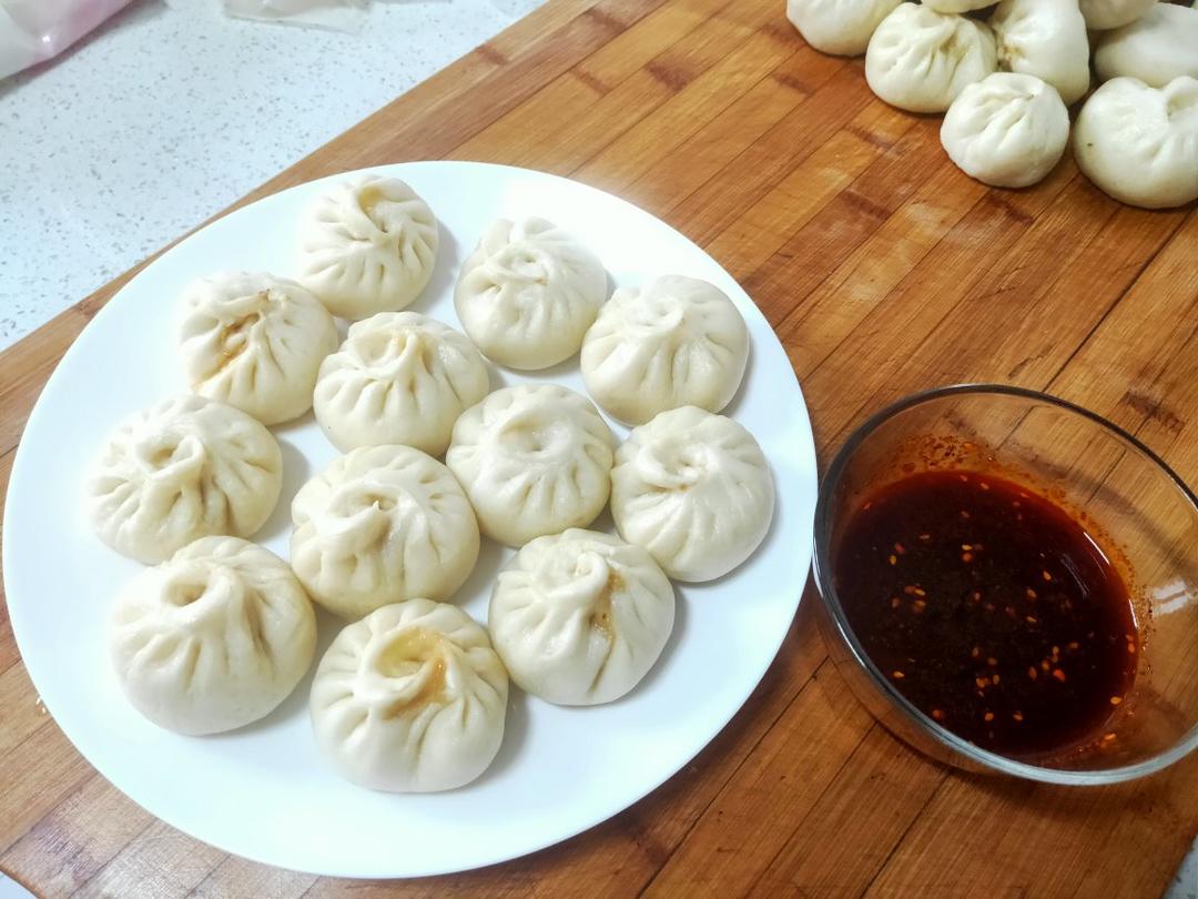 给姐妹写的杭州小笼包详细食谱（含包包子手法视频）
