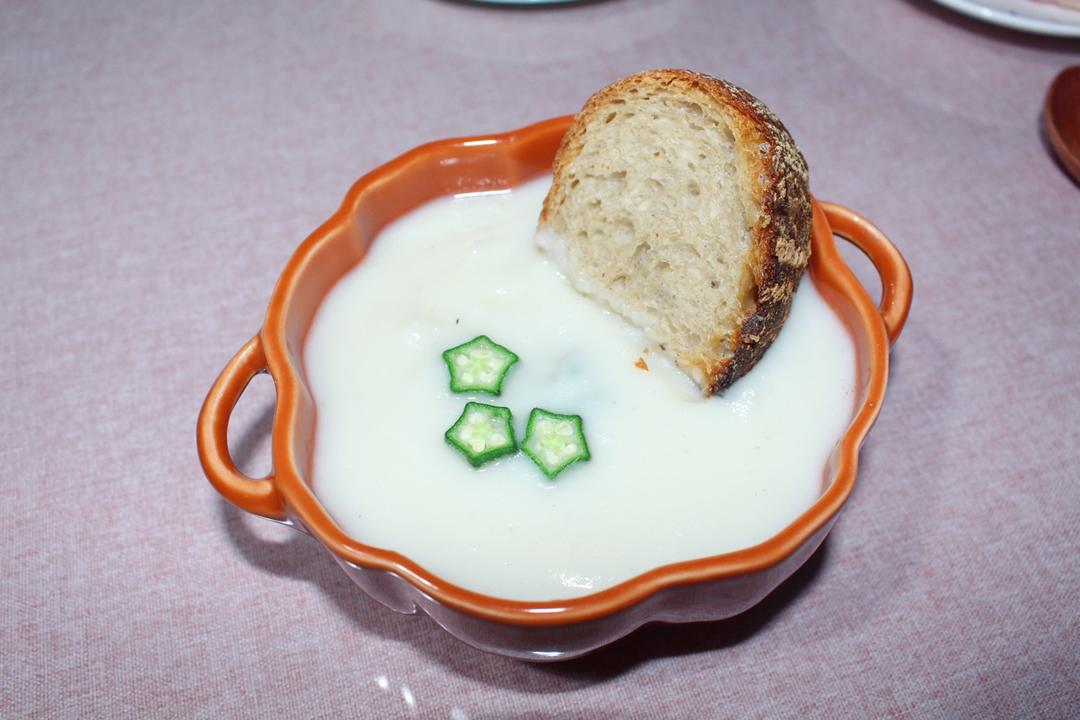 花椰菜洋葱四季浓汤