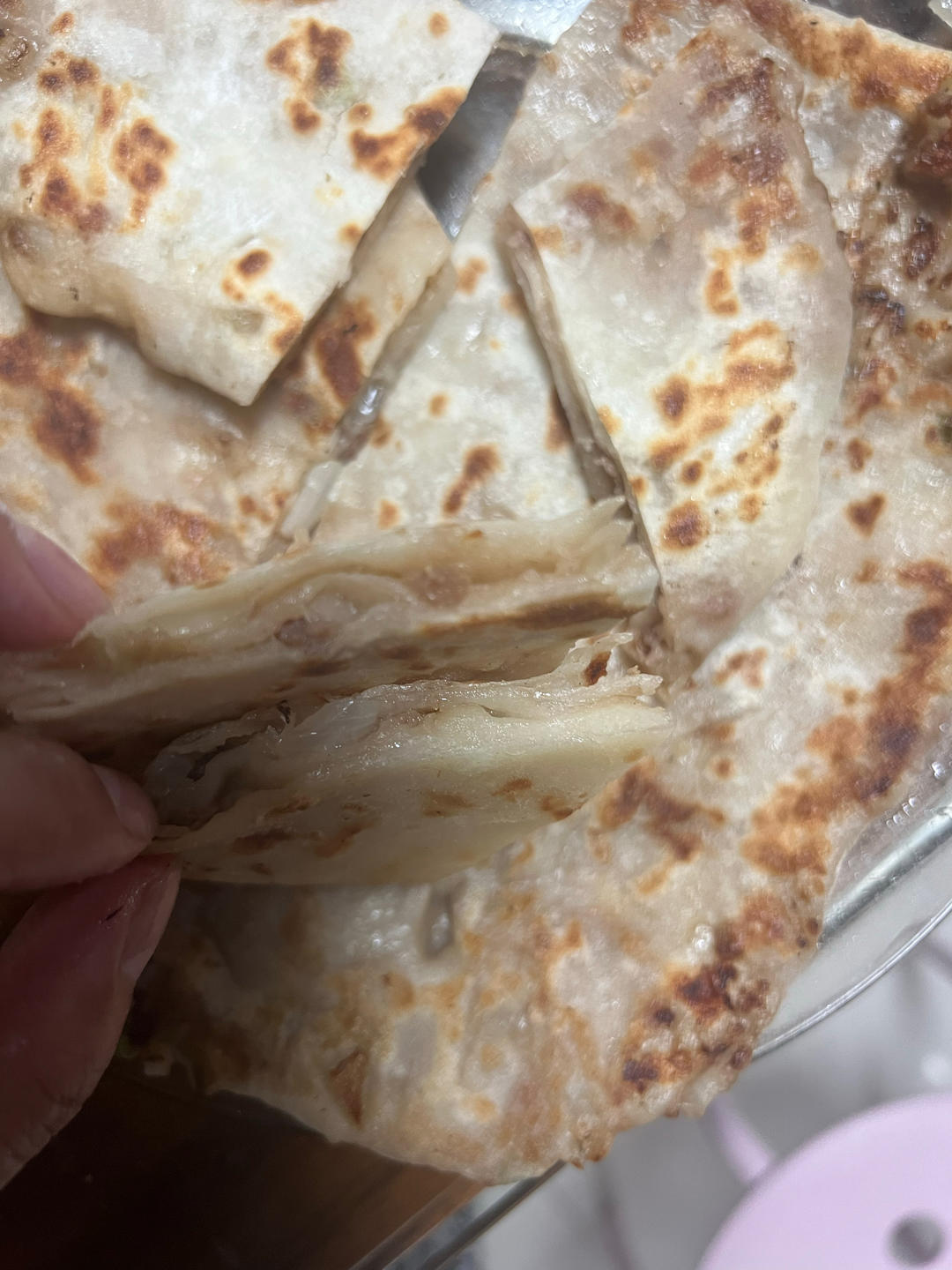 喷香牛肉洋葱千层馅饼