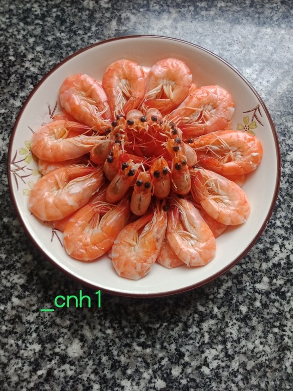 cnh1做的白灼虾的简单做法【分享美丽壮观的摆盘】