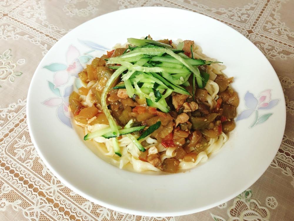 茄子肉丁打卤面