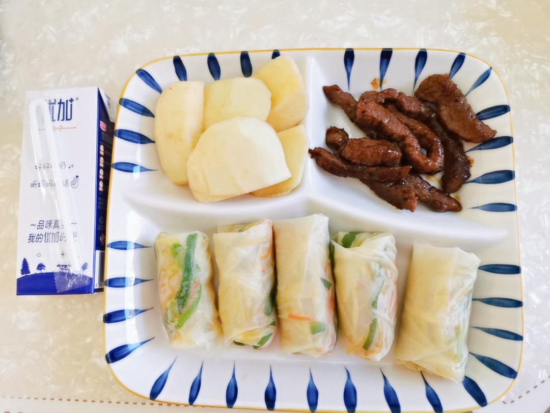 分享家里小学生的早餐