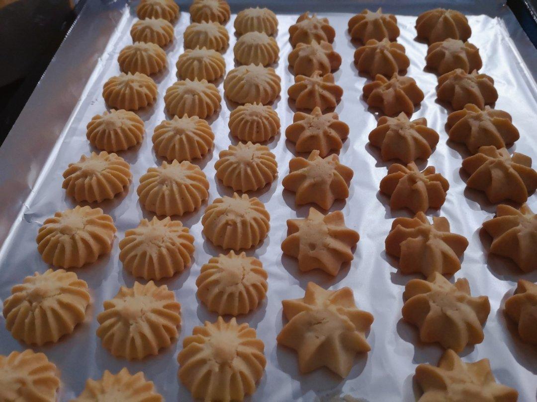 没有黄油也同样做出香酥不腻，花纹立体清晰的曲奇