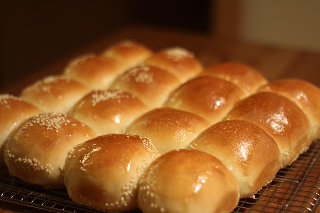 脆底蜂蜜小面包