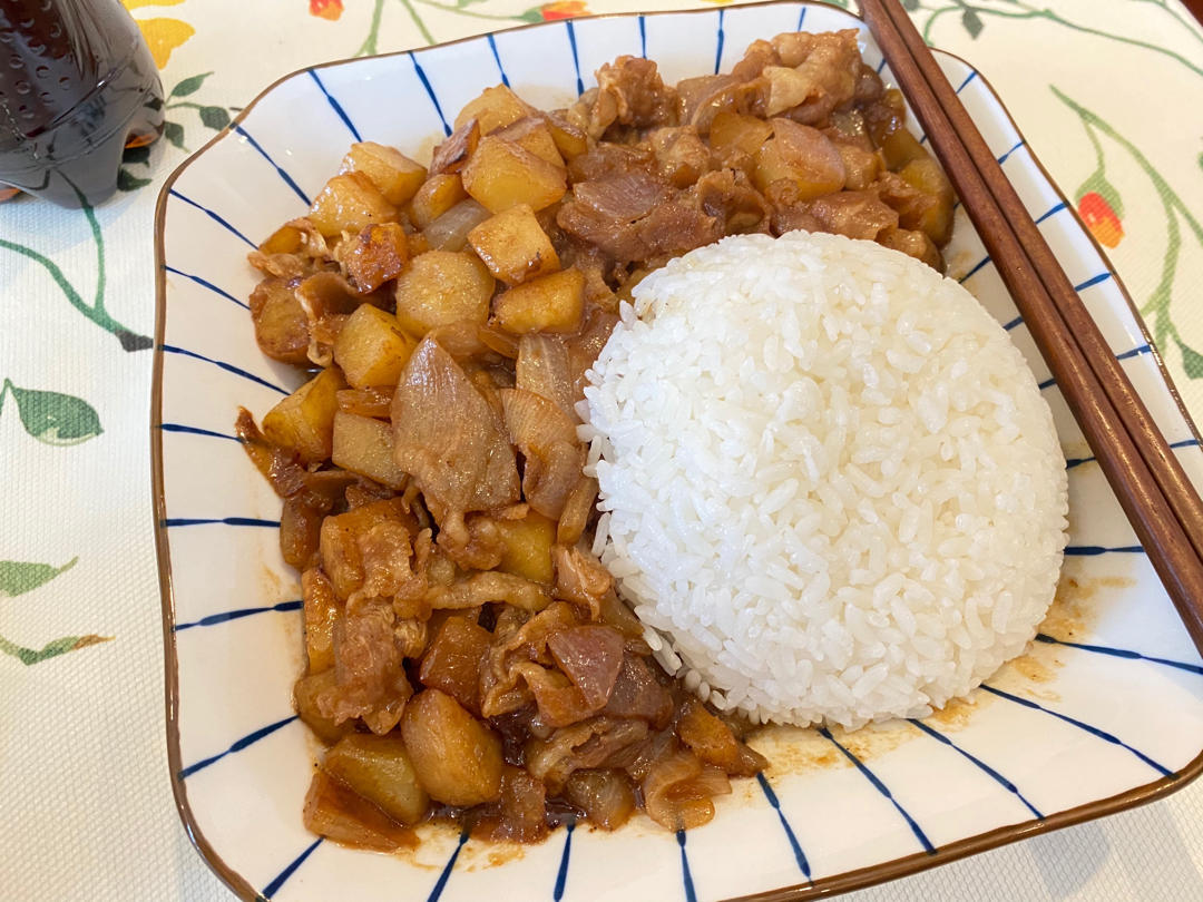 好吃到舔碗底的土豆肥牛拌饭