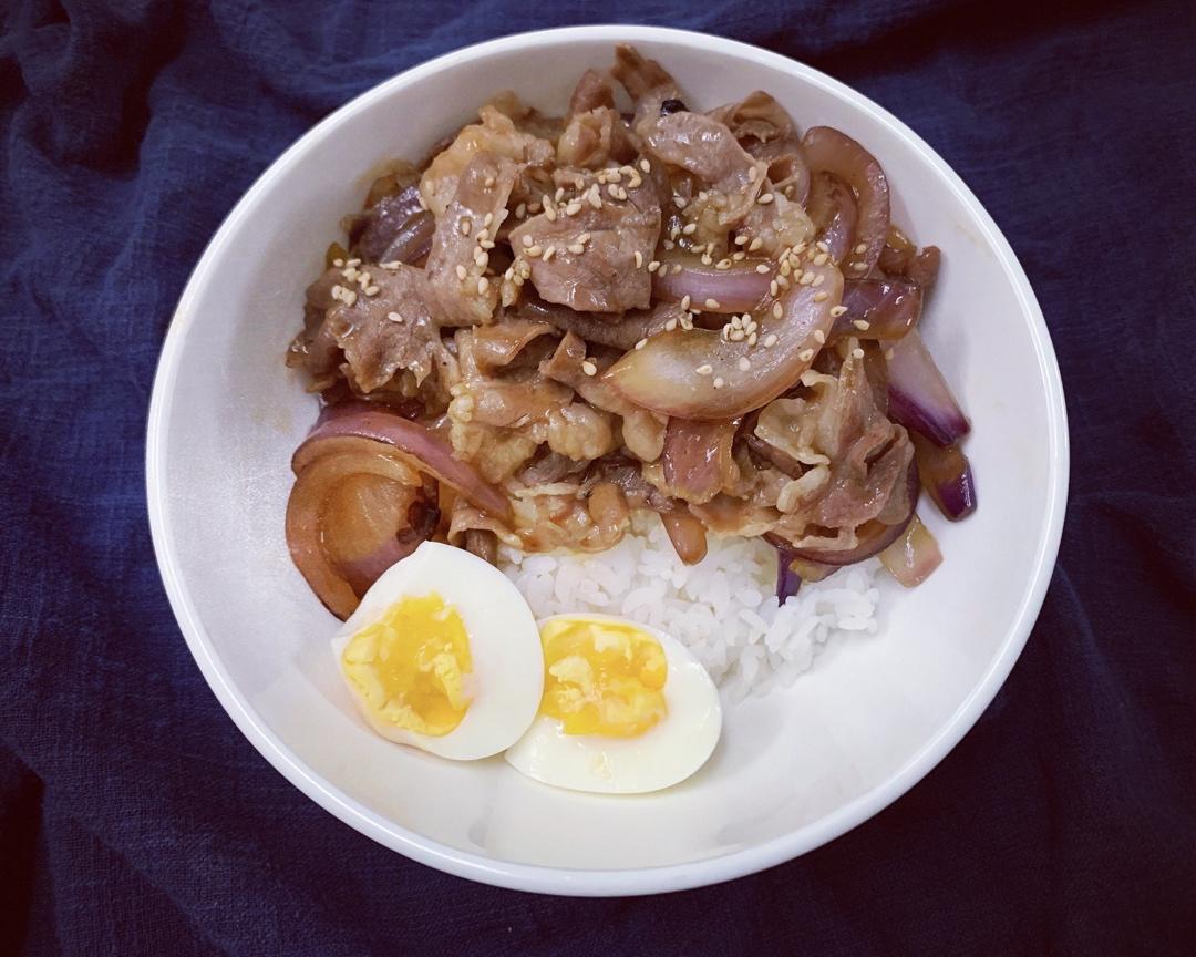 “吉野家”肥牛饭