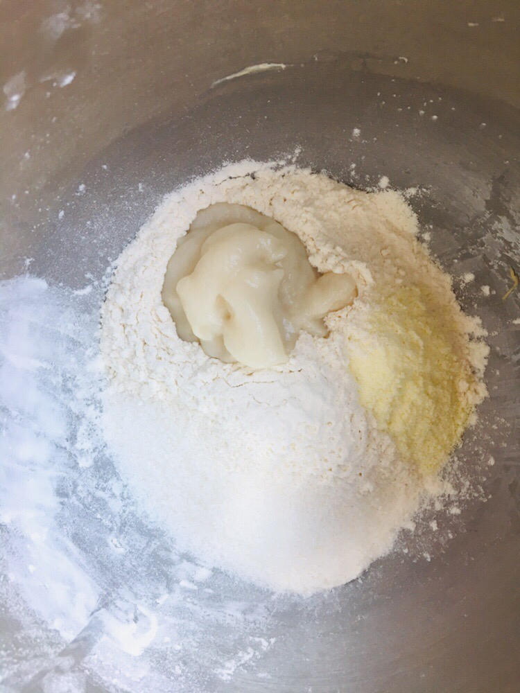 纯奶手撕吐司的做法 步骤1