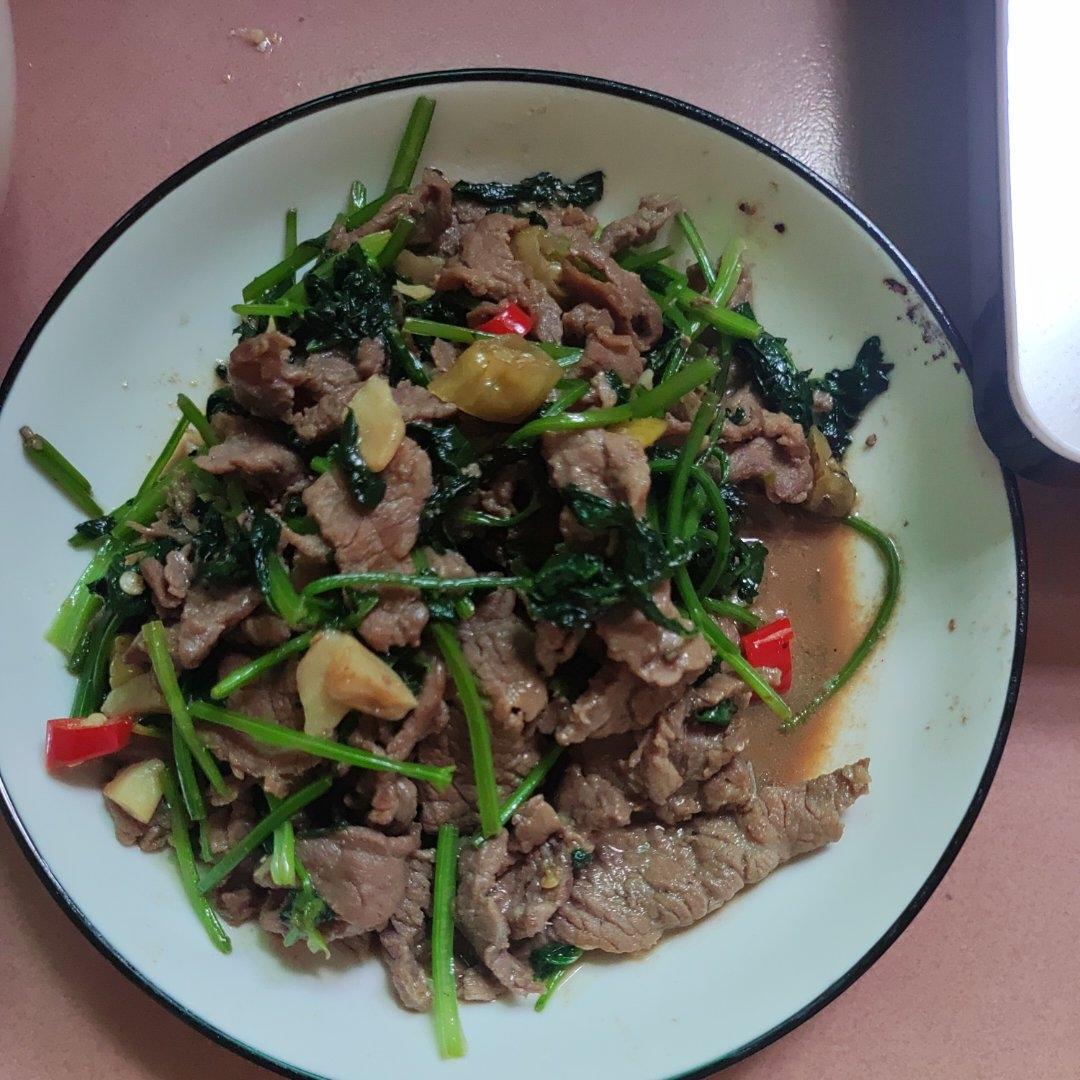 香菜牛肉